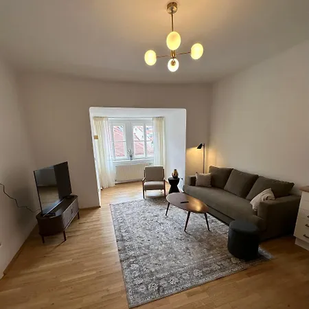 Graz 1464 Historic Apartments, Old Town *