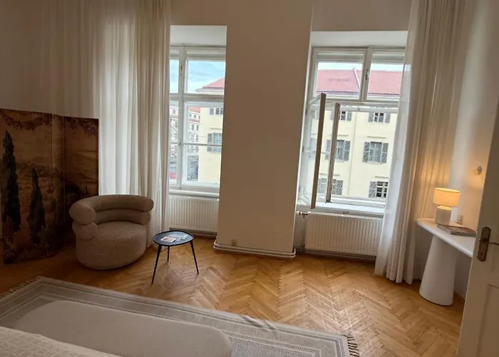 Lägenhet 1464, Old Center *